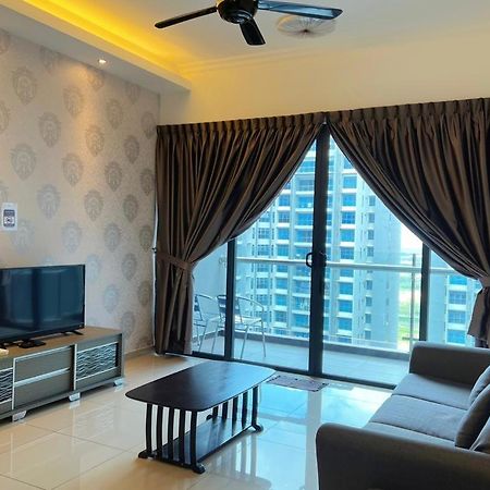 Passion Feel 11 @ Atlantis Apartment Malacca Bagian luar foto